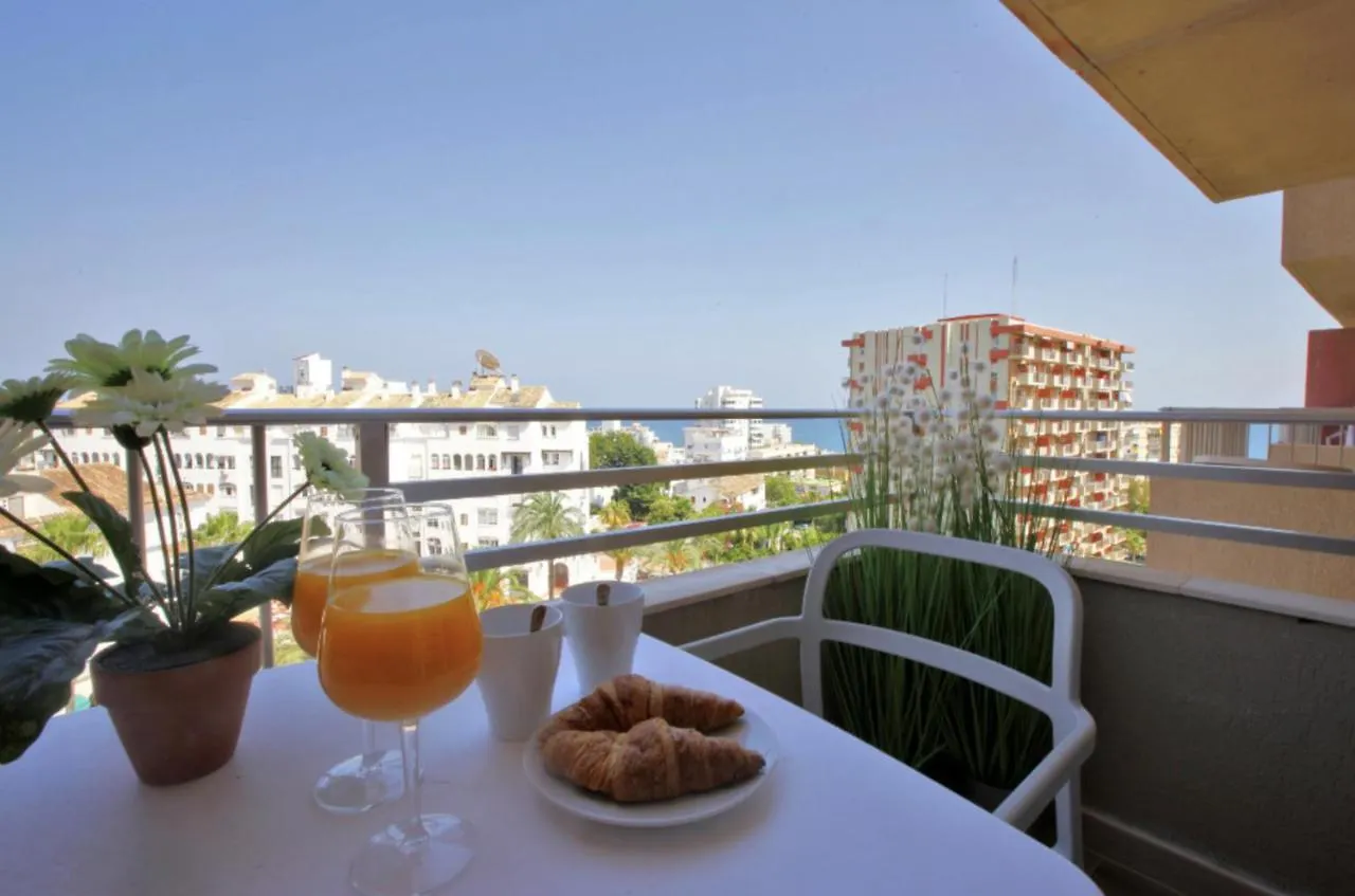 Precioso Apartamento Con Vistas Al Mar Y Piscinas Benalmadena 0*,